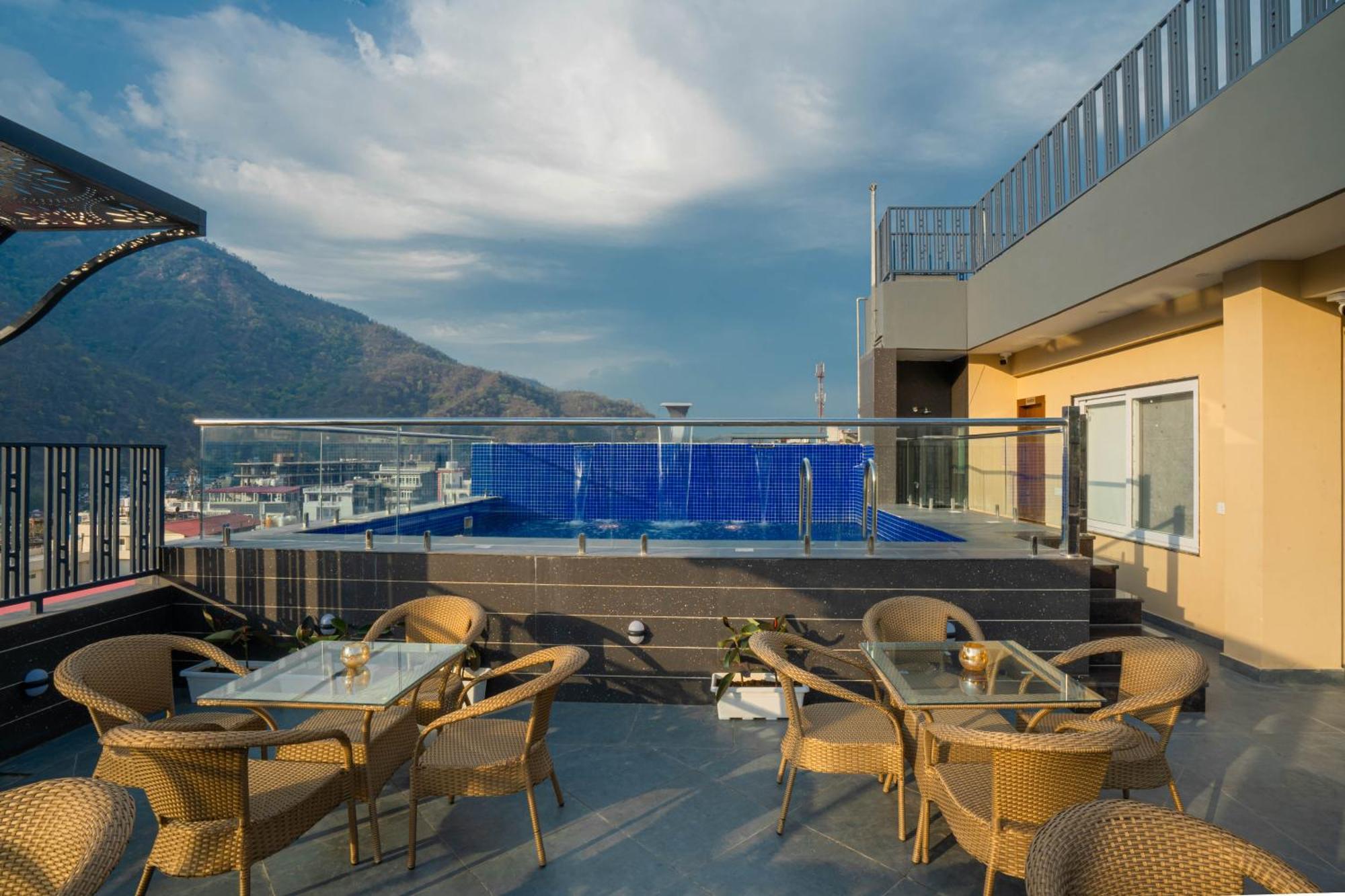 Perfectstayz Laxmi Heritage Rishikesh Bagian luar foto