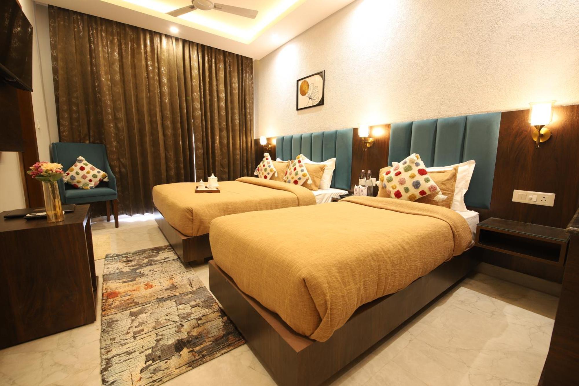 Perfectstayz Laxmi Heritage Rishikesh Bagian luar foto